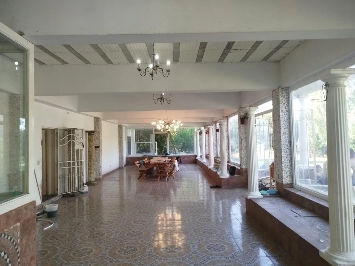 Salón comedor interior de Fundación Vida Plena